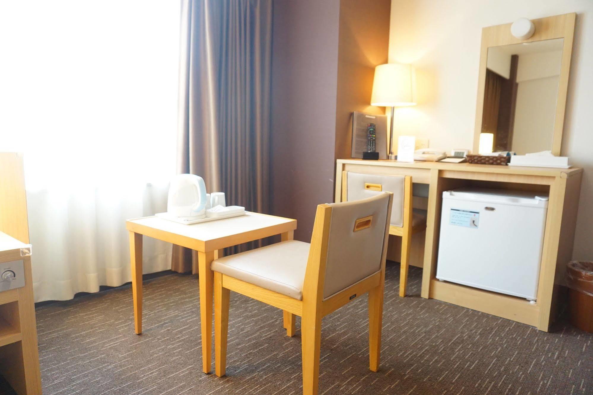 Hotel Sunline Fukuoka Hakata Ekimae Buitenkant foto