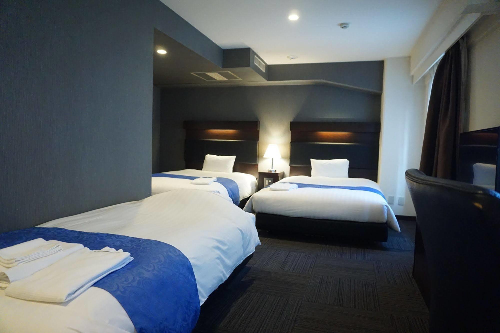 Hotel Sunline Fukuoka Hakata Ekimae Buitenkant foto