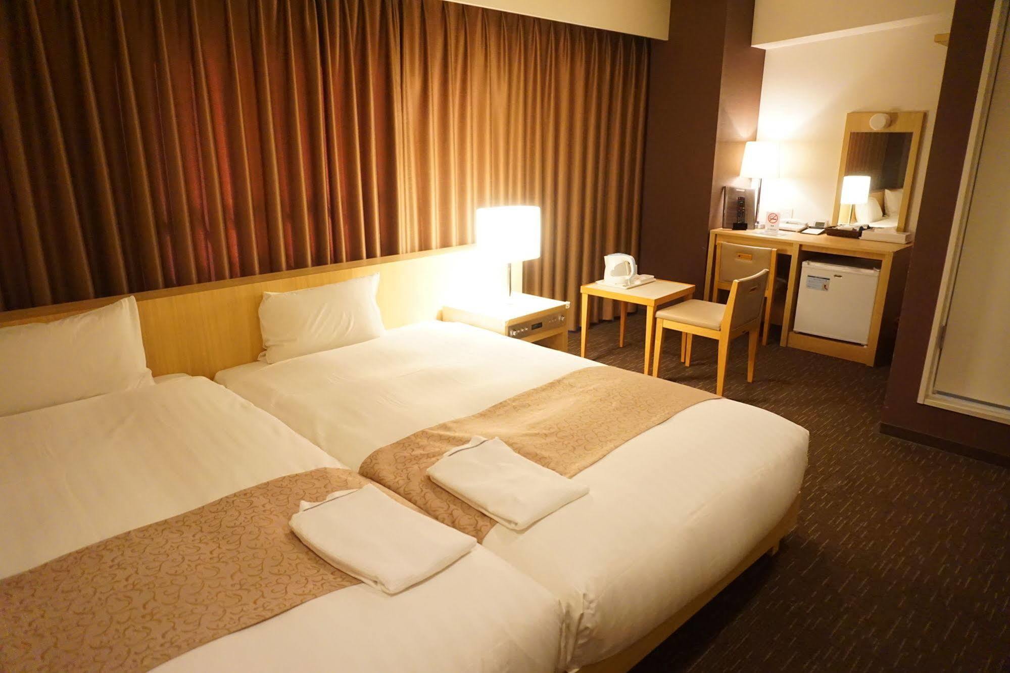 Hotel Sunline Fukuoka Hakata Ekimae Buitenkant foto